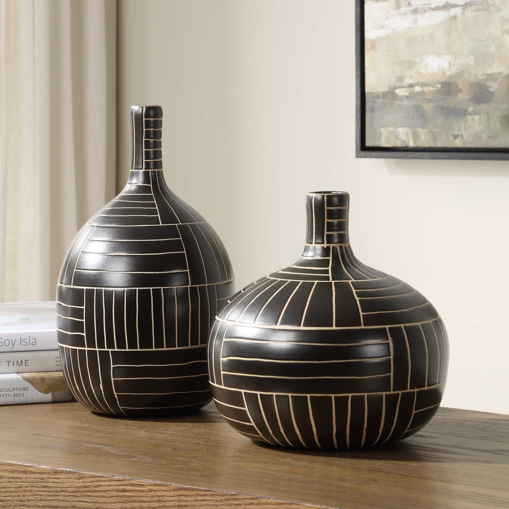Uttermost Stride Vase - Thumbnail 4